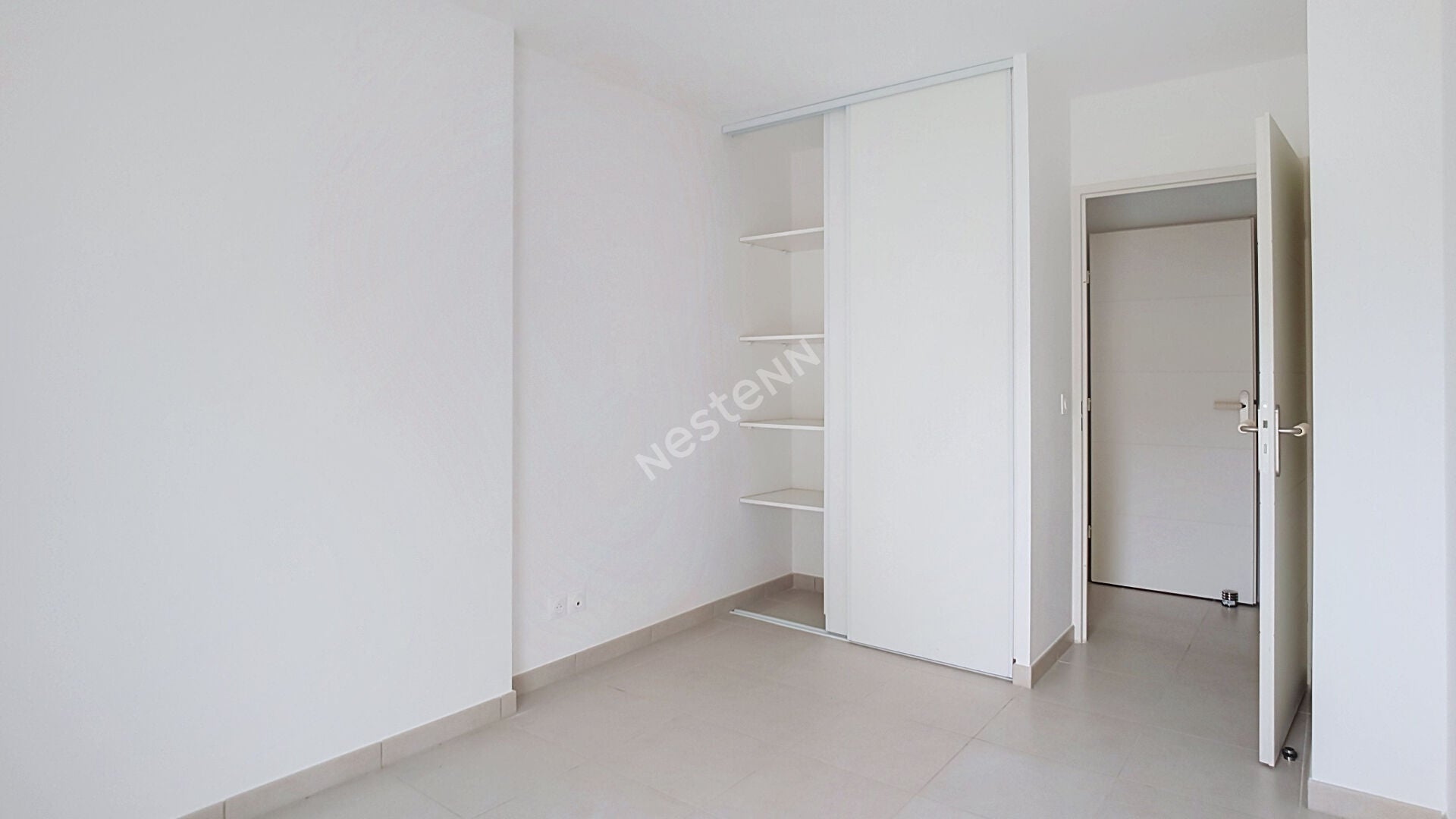 Flat Avenue du 4 Septembre in Châteauneuf-les-Martigues