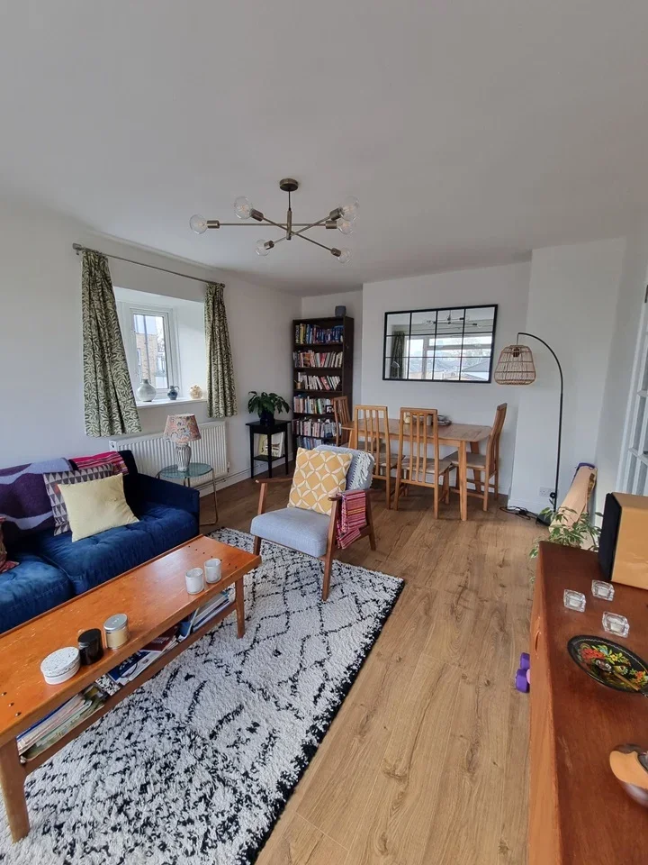 Flat Rosedene Terrace in Greater London