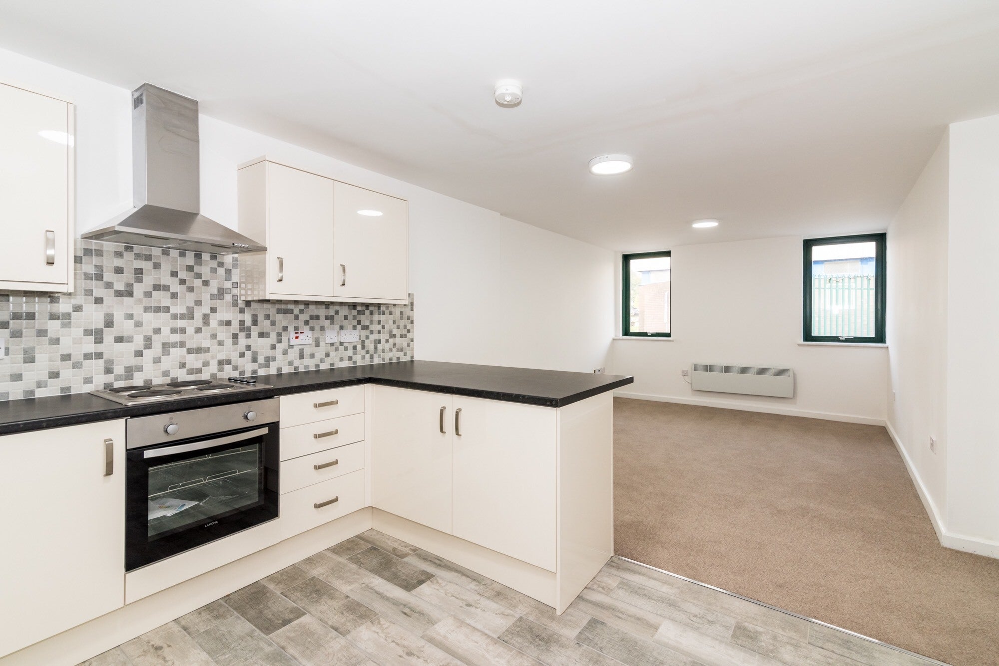 Flat Beecroft Road in Cannock Chase