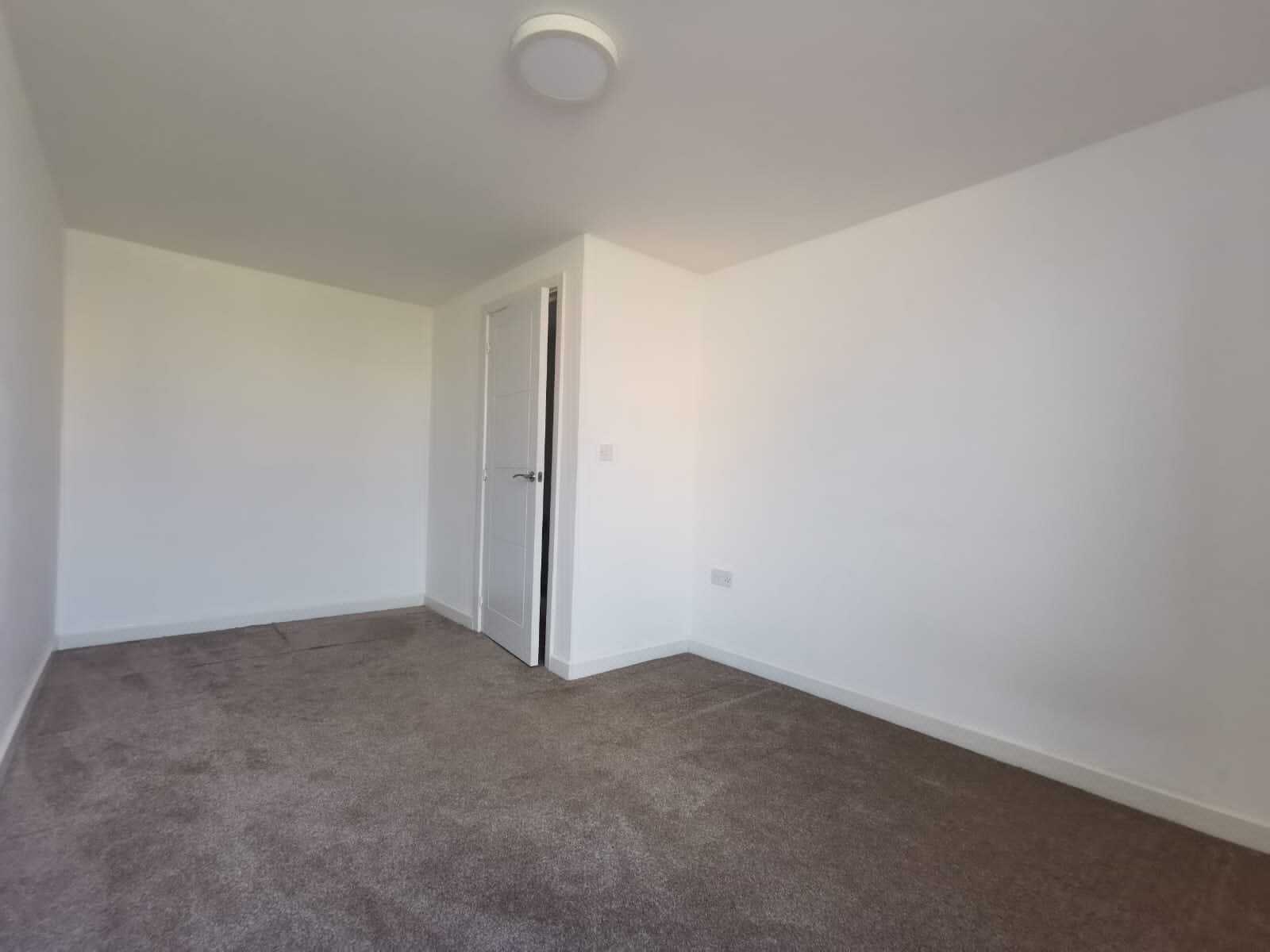 Flat Beecroft Road in Cannock Chase