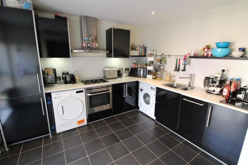 Flat Mereways in Metropolitan Borough of Solihull