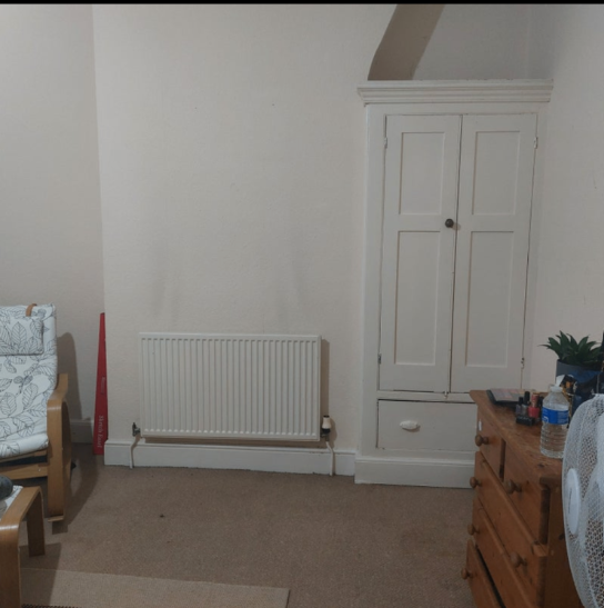 Room Wantage Road in Northampton