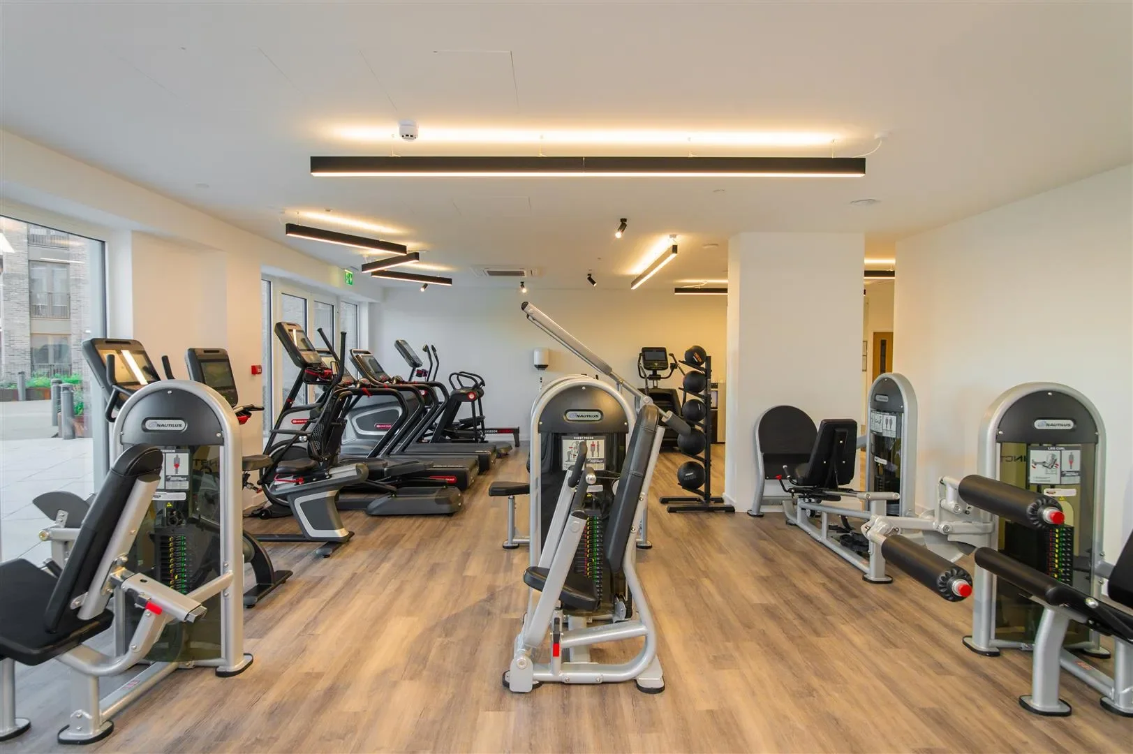 Flat Medawar Drive in Greater London
