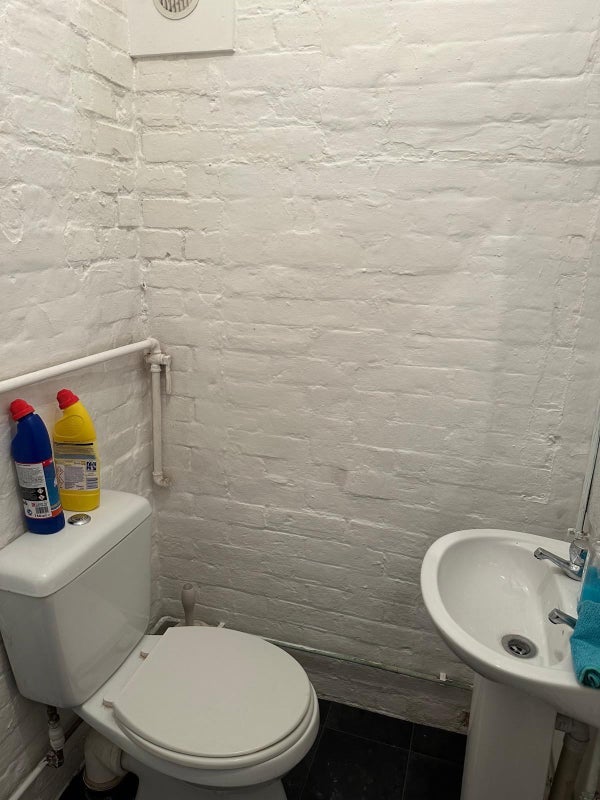 Room Holdenhurst Road in Bournemouth