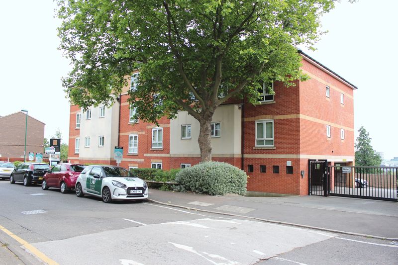 Flat Hucknall Road in Nottingham
