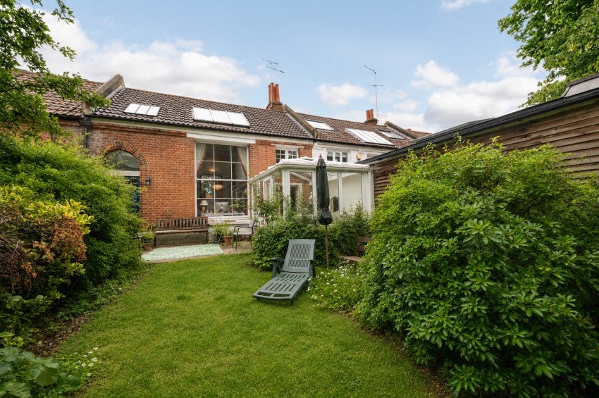 House Tasker Road in Greater London