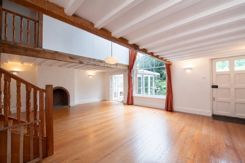 House Tasker Road in Greater London