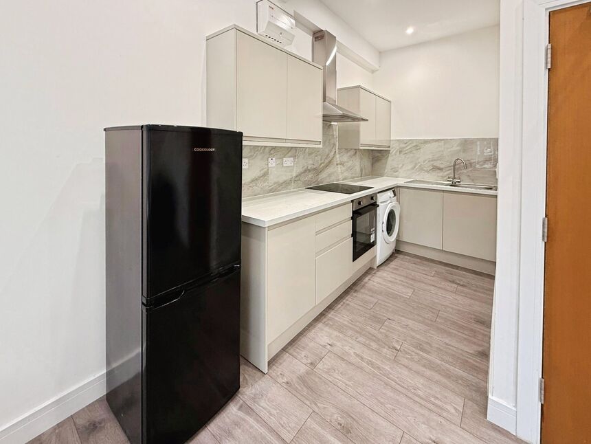 Flat Moorgate Street in Rotherham