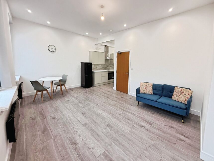 Flat Moorgate Street in Rotherham