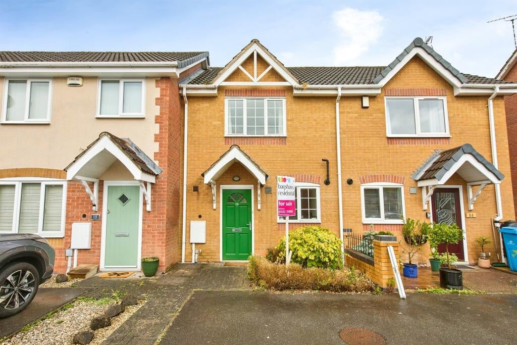House Meadow Brook Close in Derby