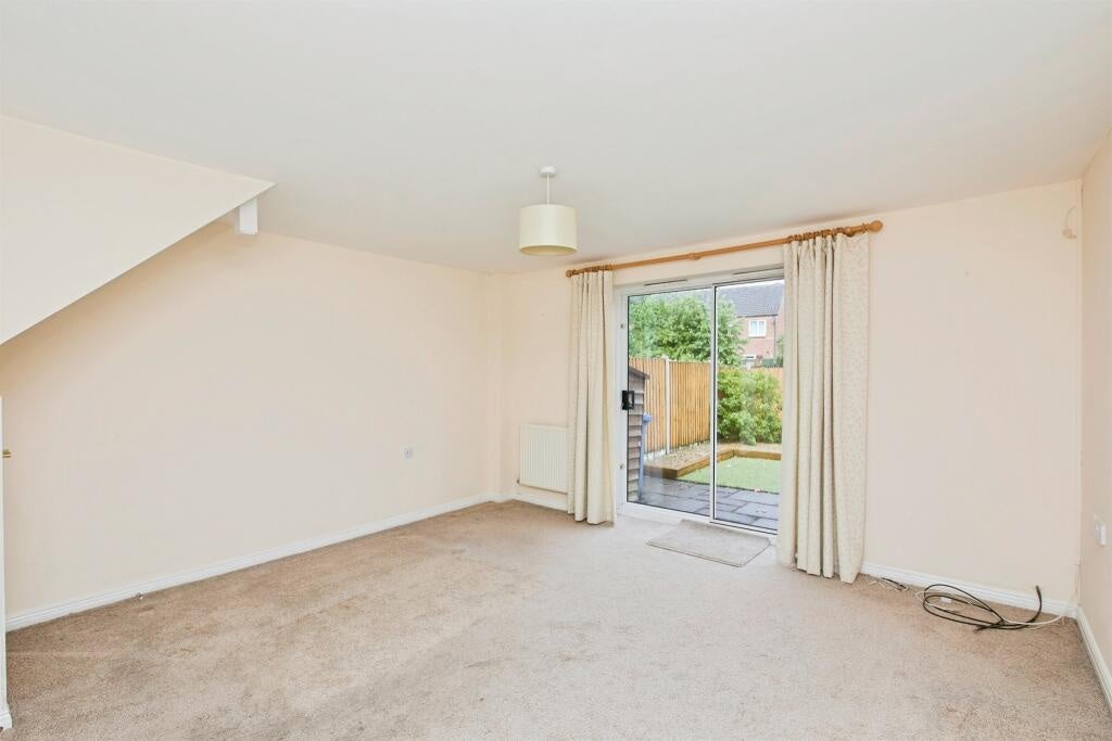 House Meadow Brook Close in Derby