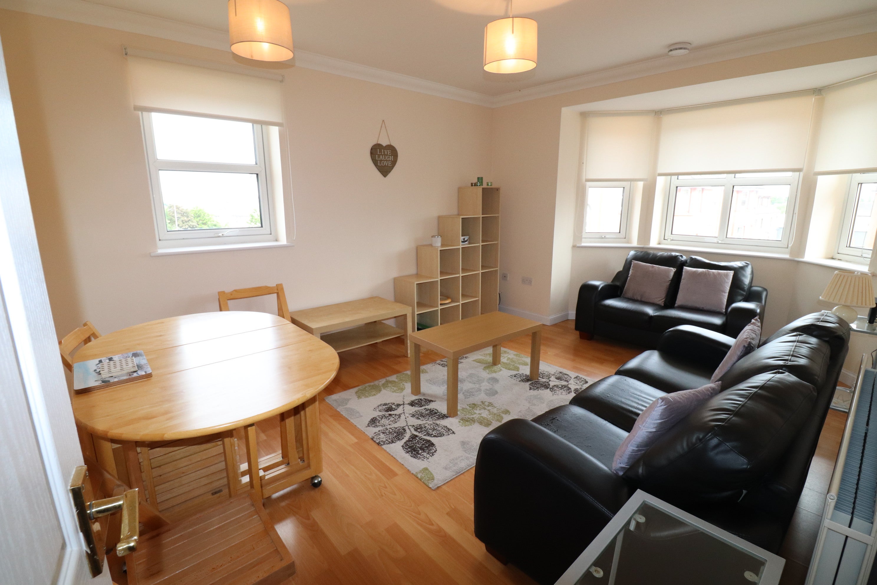 Flat Ashgrove Avenue in Aberdeen City