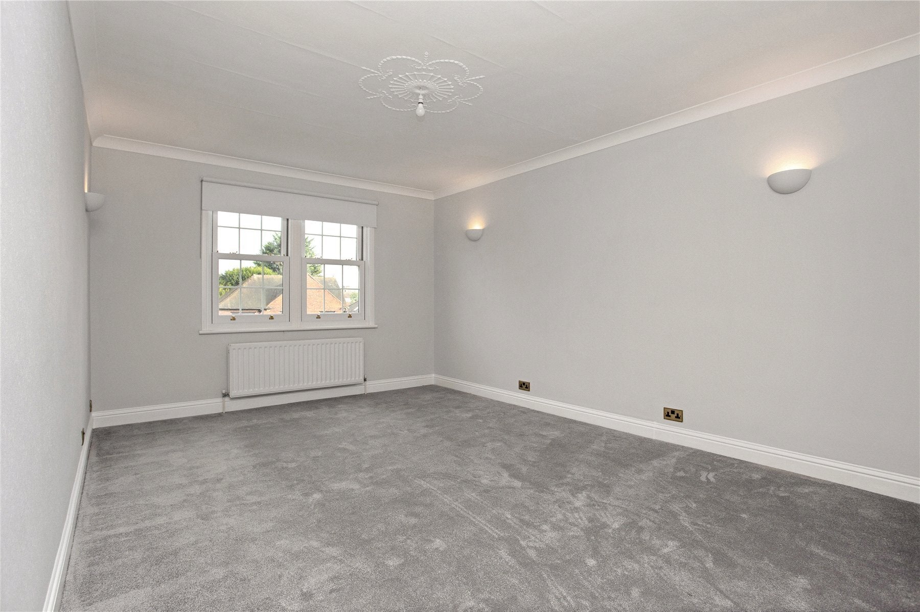 Flat Palace Road in Greater London