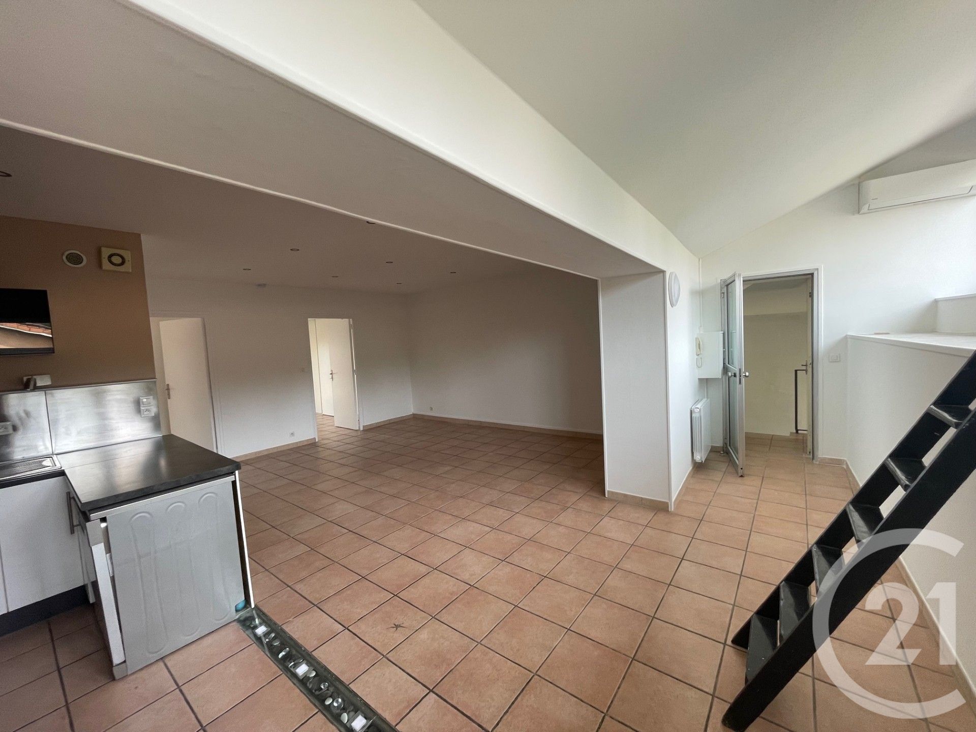 Appartement Avenue Claude de la Colombière à Saint-Symphorien-d'Ozon