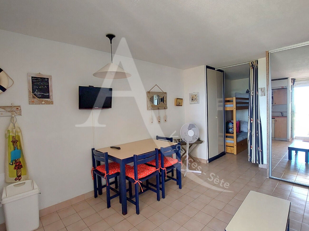 Room Rue Paul Baudasse in Sète
