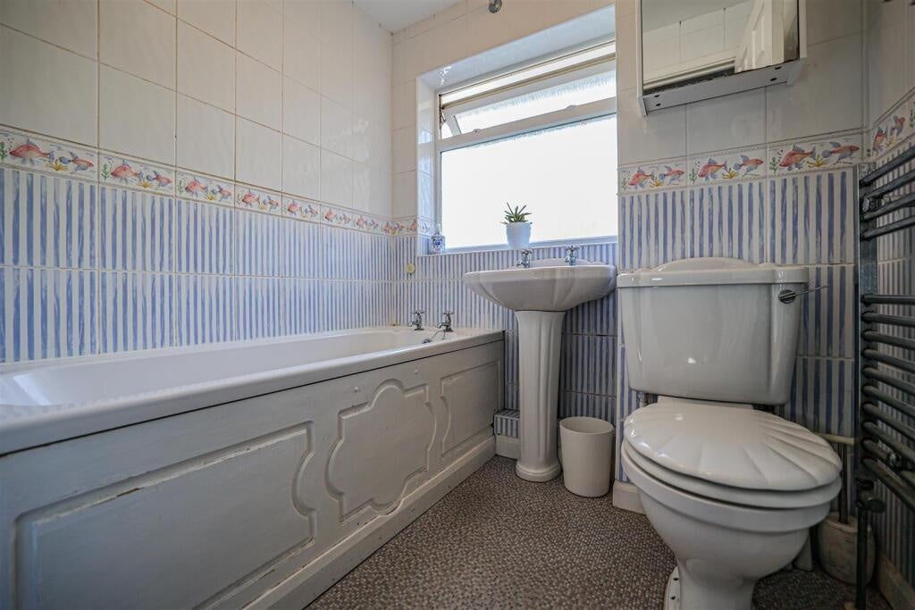 Room Musk Hill in Dacorum