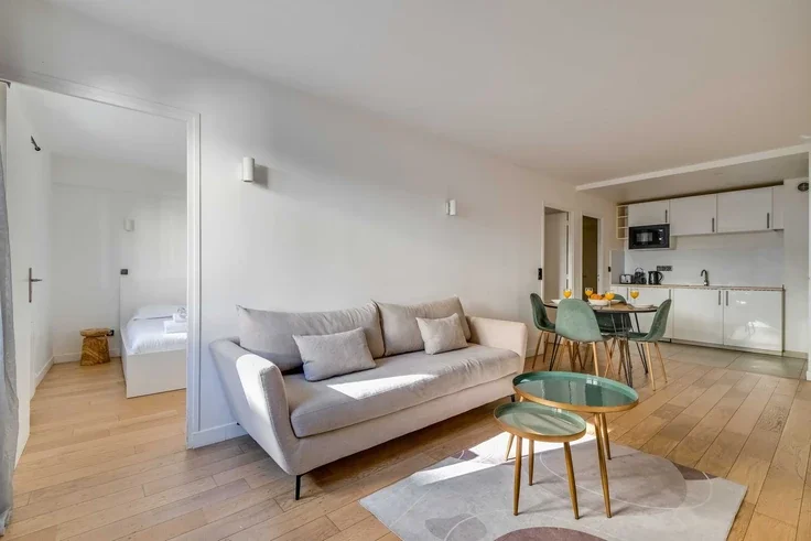 Flat Rue Jean Jaurès in Puteaux