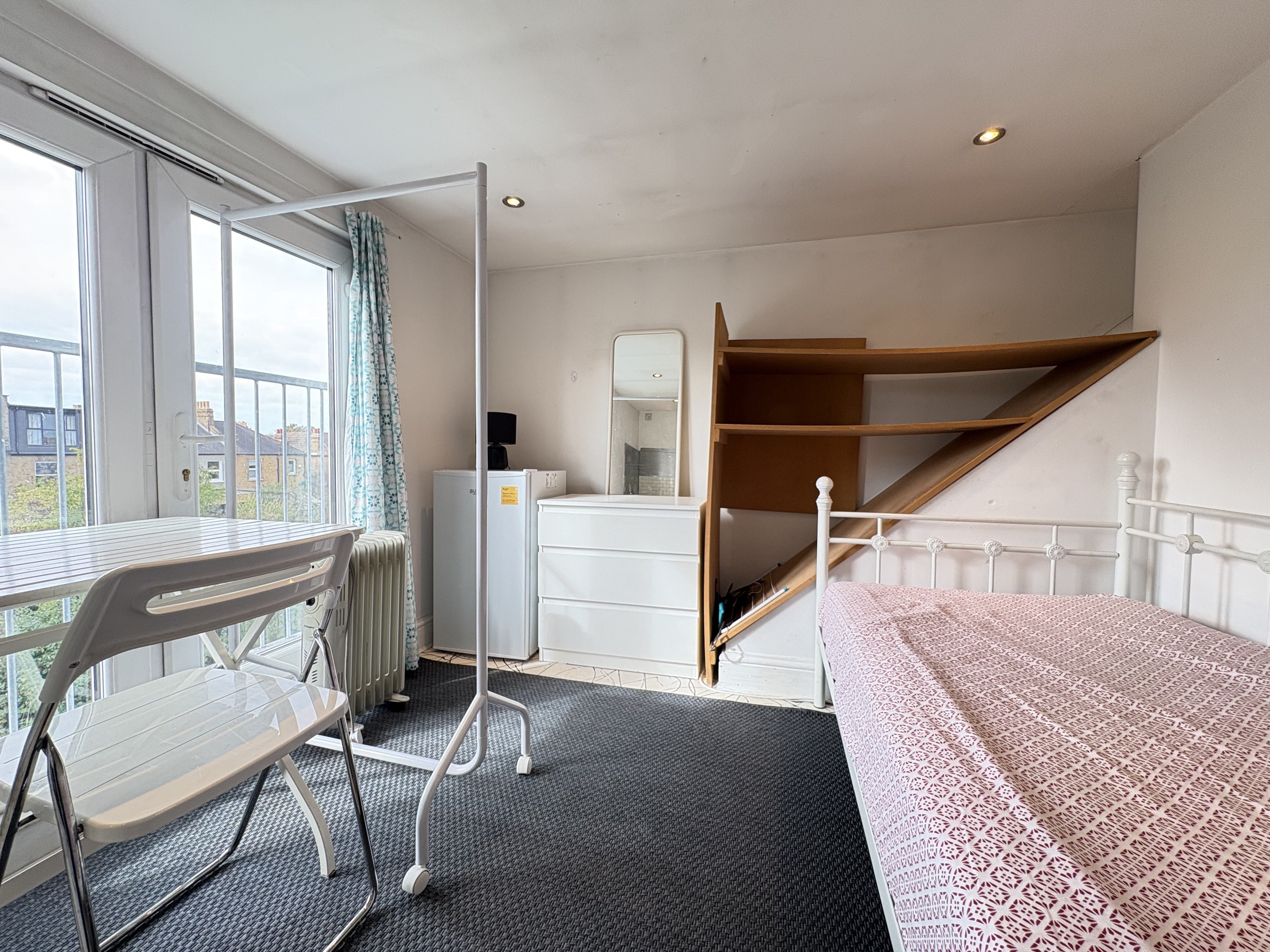 Room Torridon Road in Greater London