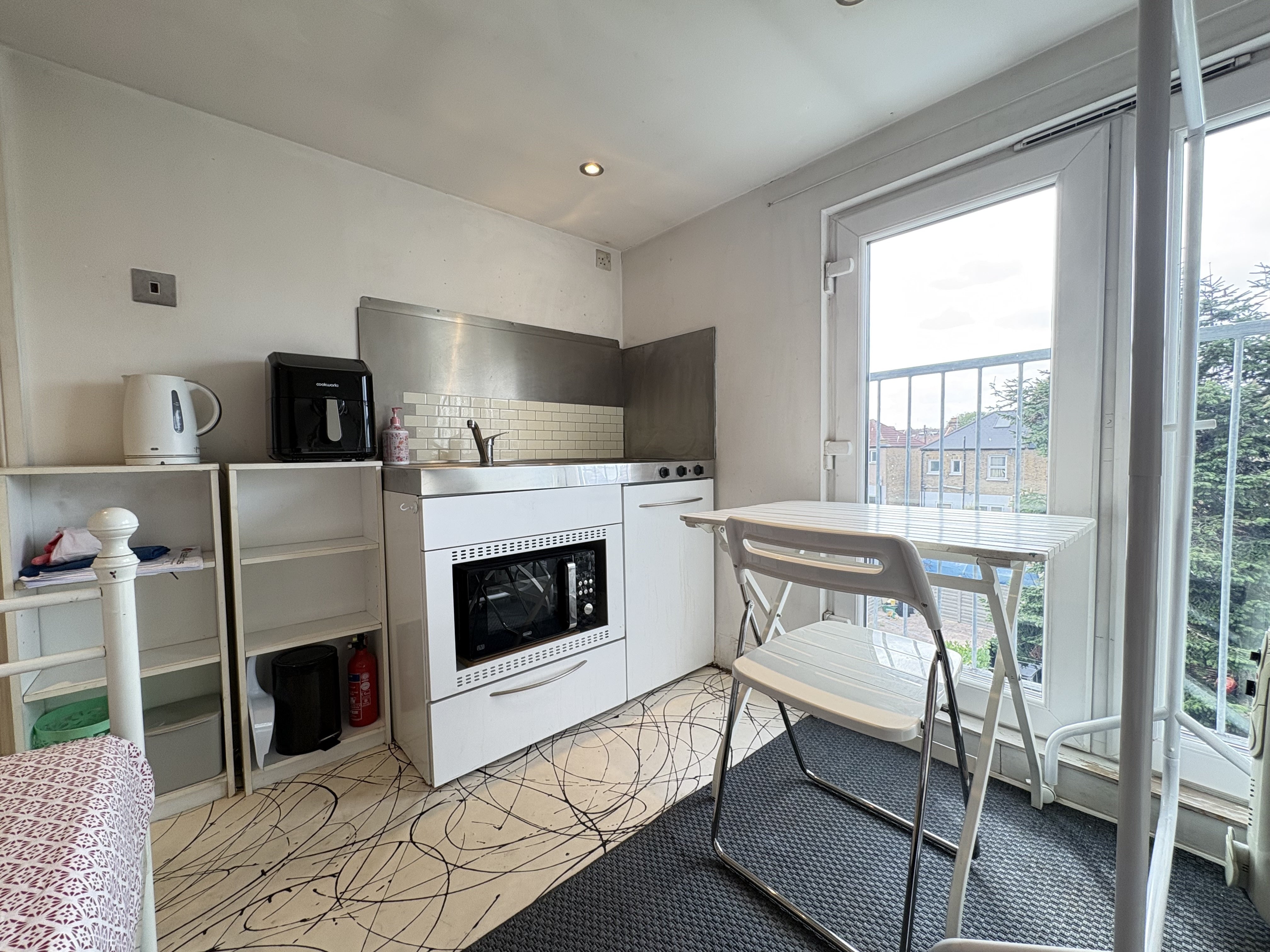 Room Torridon Road in Greater London