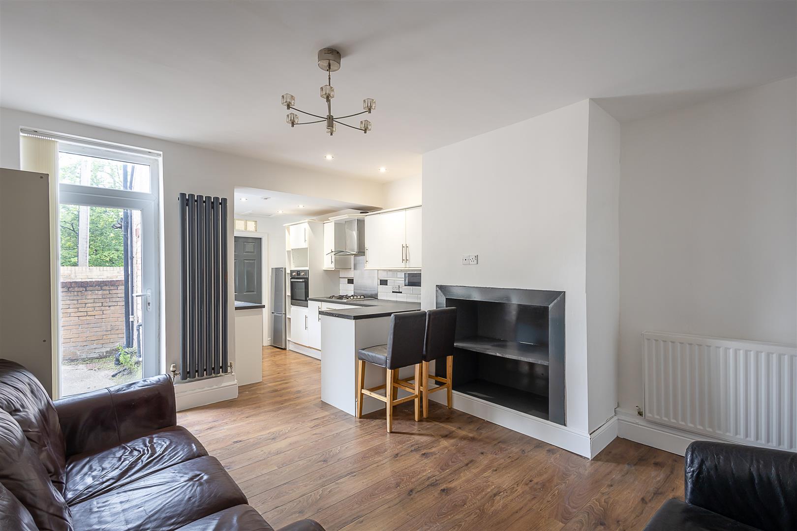 Flat Stratford Road in Newcastle upon Tyne