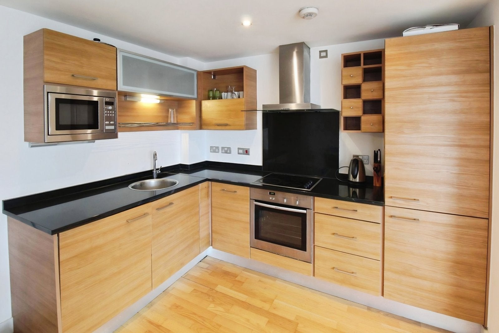 Flat Armouries Drive in Leeds