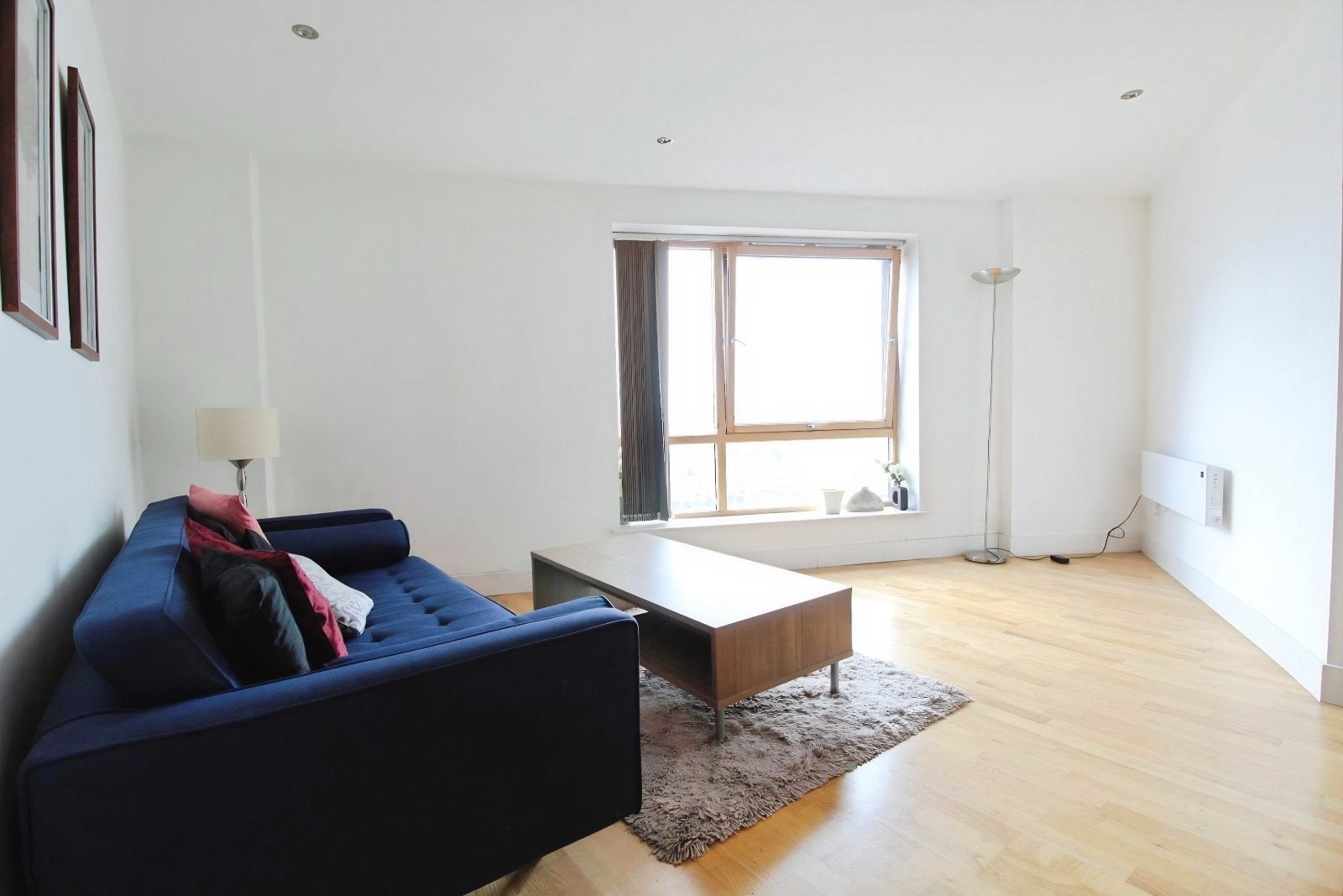 Flat Armouries Drive in Leeds