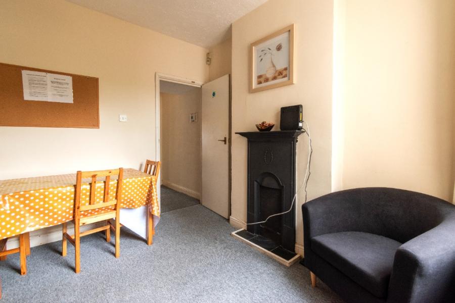 Room Connaught Road in Norwich