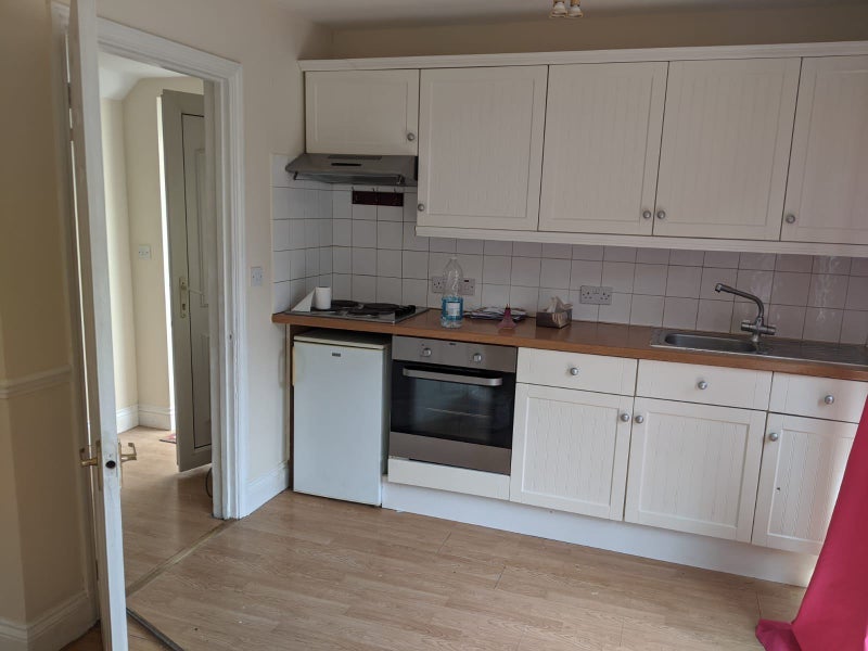 Flat Lullingstone Avenue in Swanley