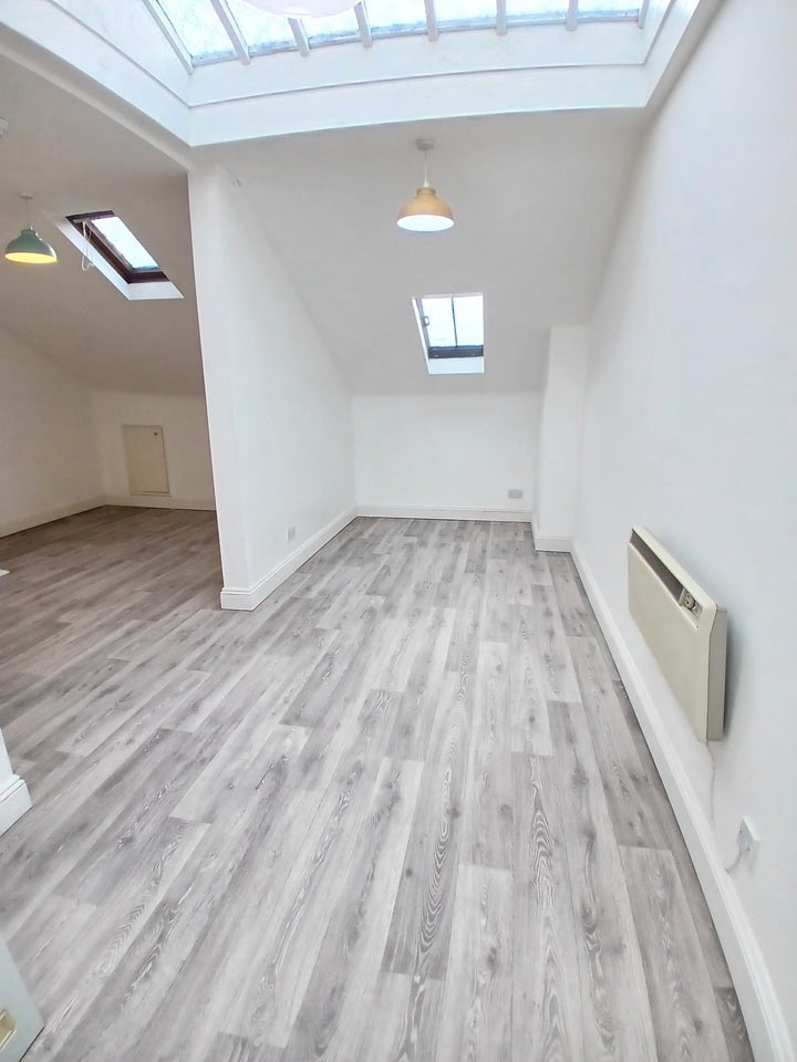 Flat Grosvenor Road in Tunbridge Wells