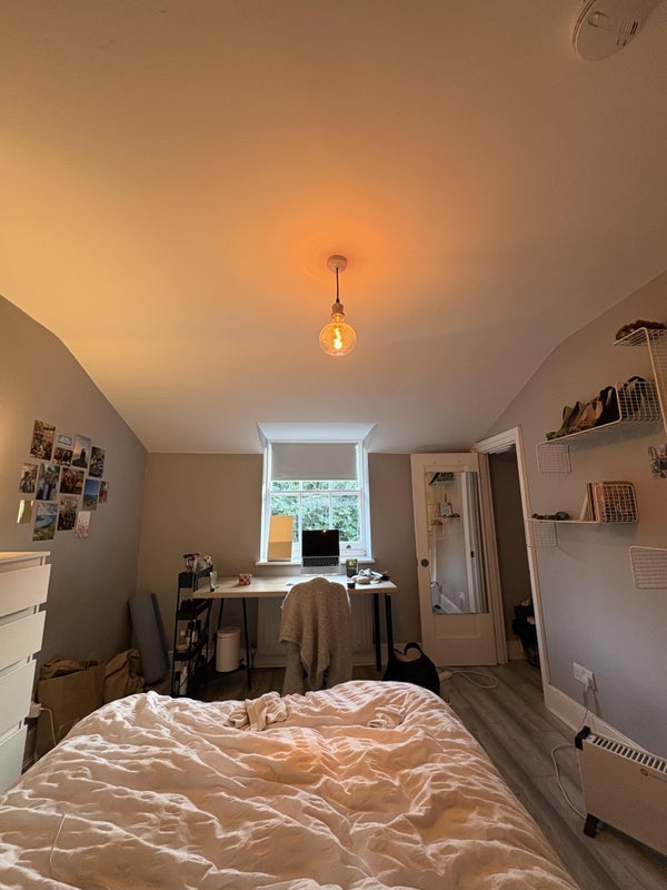 Room Jubilee Street in Greater London