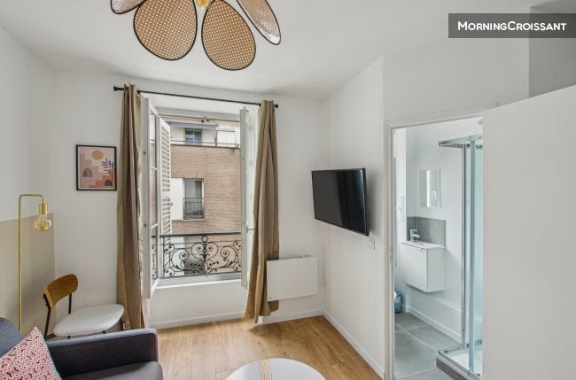 Flat Rue de Chartres in Paris