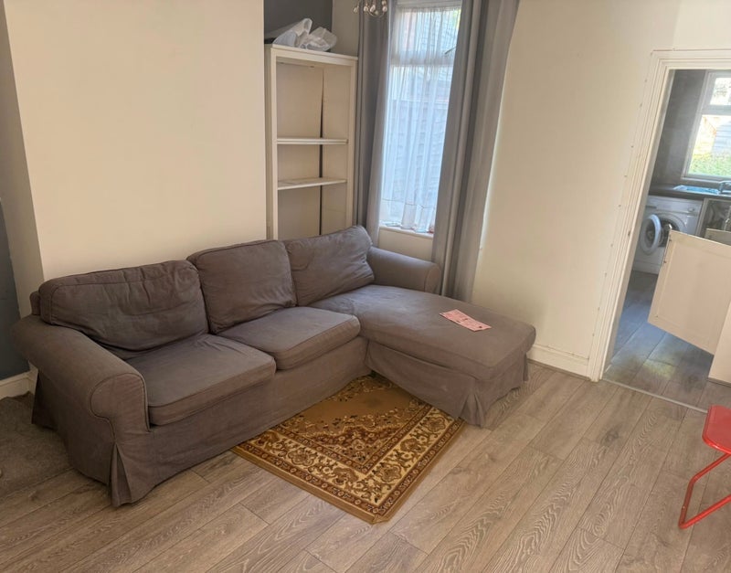 Room Southfield Avenue in Birmingham