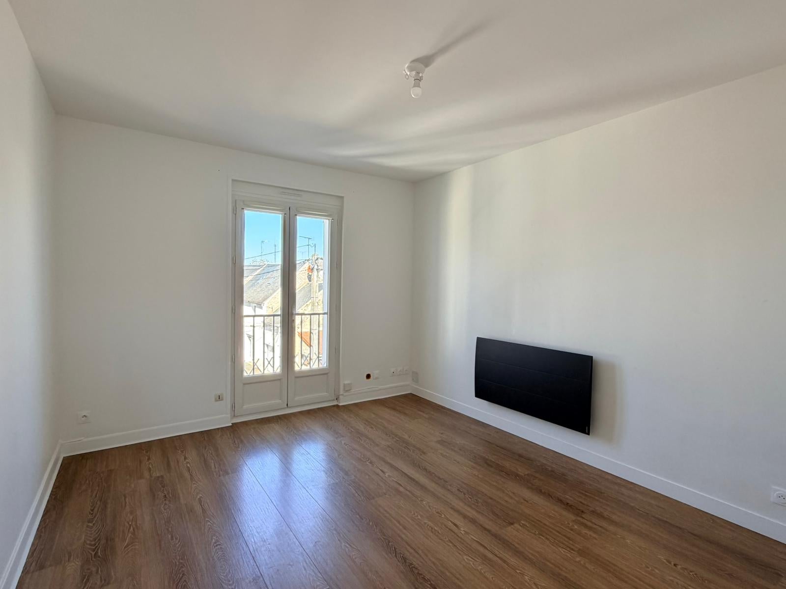 Flat Rue de la Plaine in Angerville
