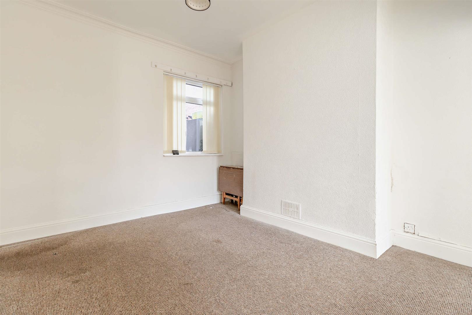 House Springwell Lane in Doncaster