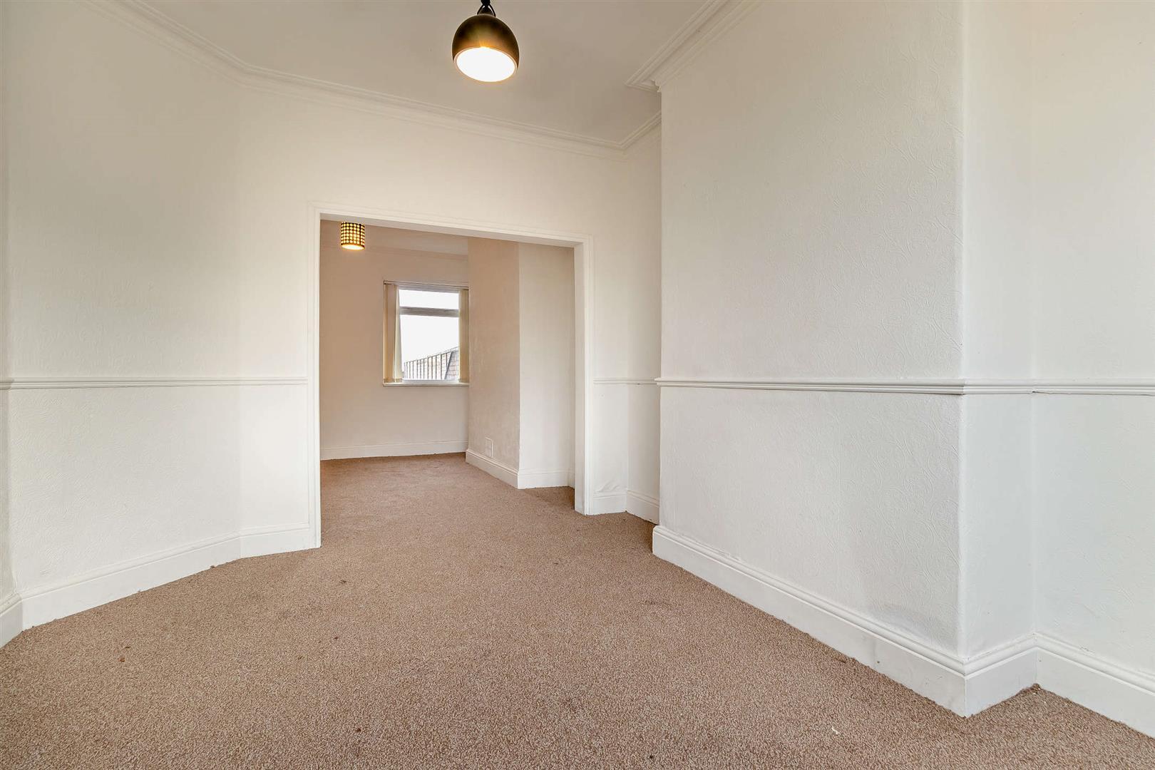 House Springwell Lane in Doncaster