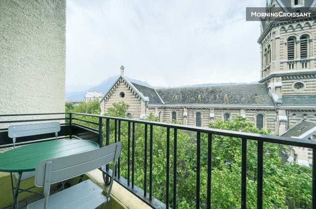 Flat Place Saint-Bruno in Grenoble
