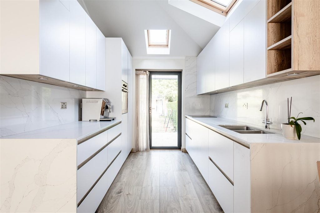 Flat Noel Road in Greater London