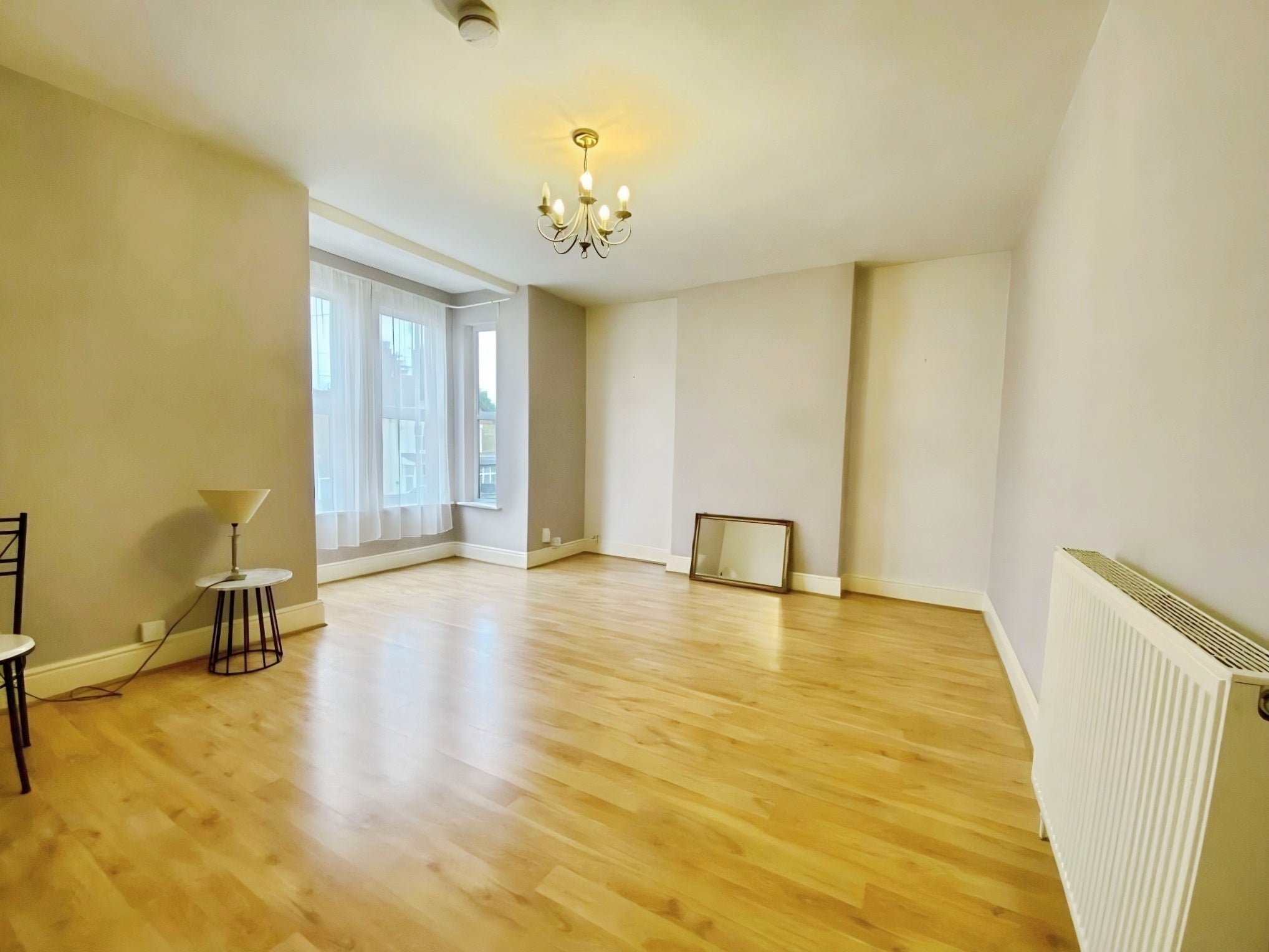 Flat Oundle Road in Peterborough