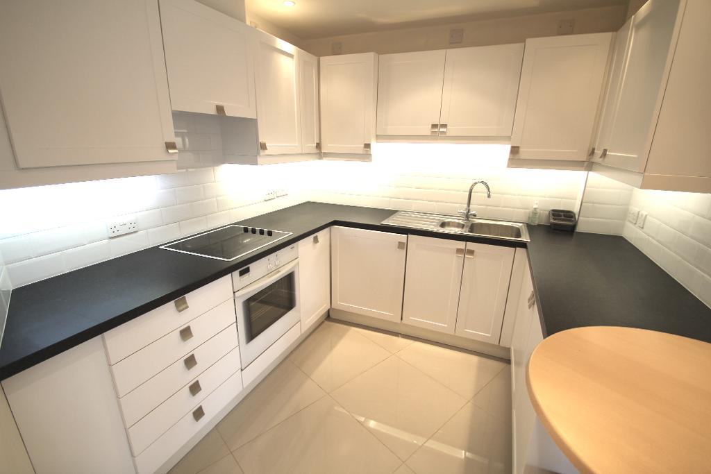 Flat Regency Street in City of Westminster